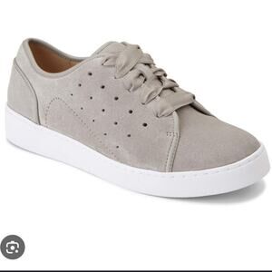 Vionic Keke Suede Shoes 9.5
